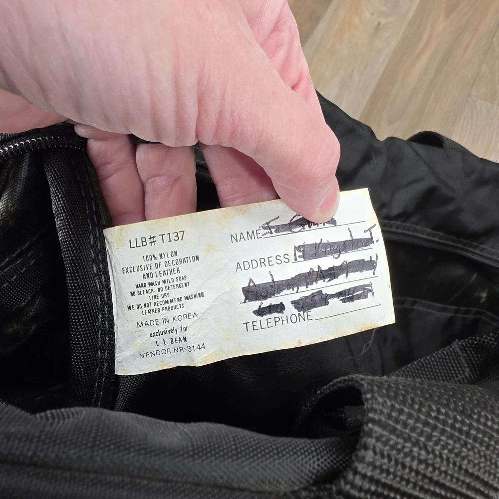 LL Bean Vintage Black‎ Nylon Shoulder Bag Messenger Mountain Logo Ripstop